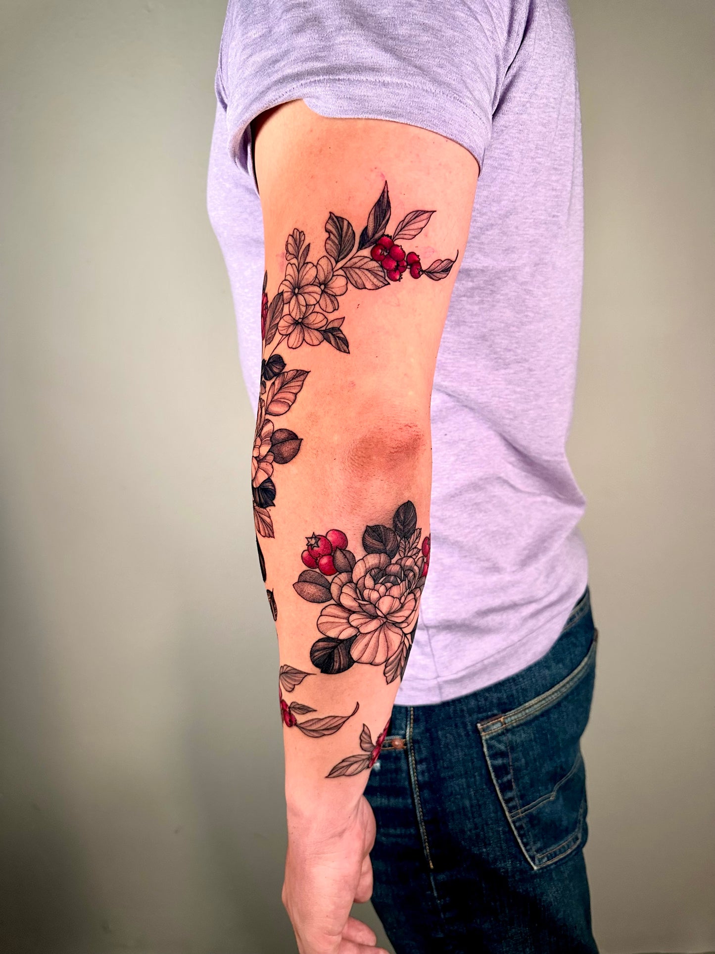 Tatuaje manga BlackWork y Color1